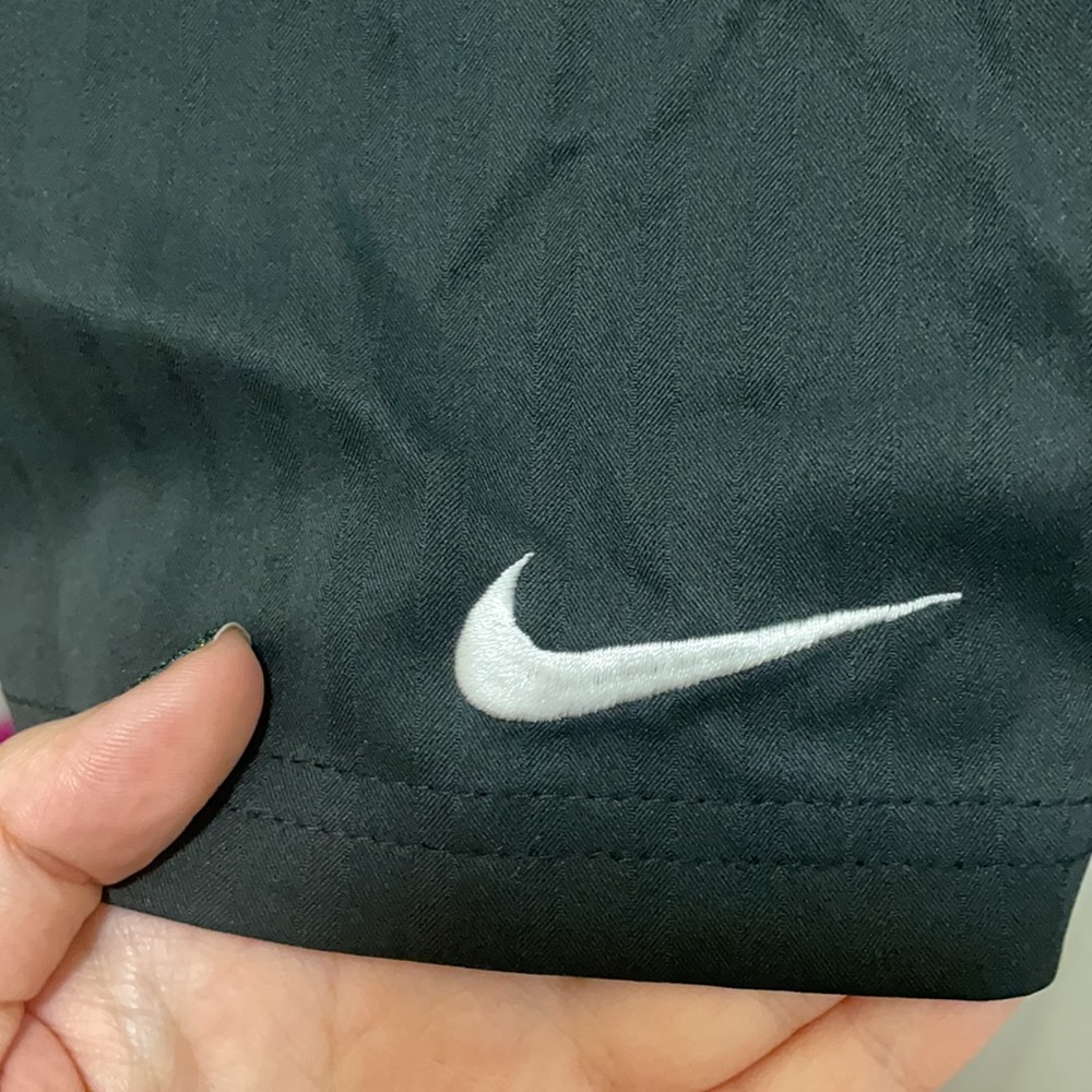 Nike Tennis Shorts - Picture 3 of 6